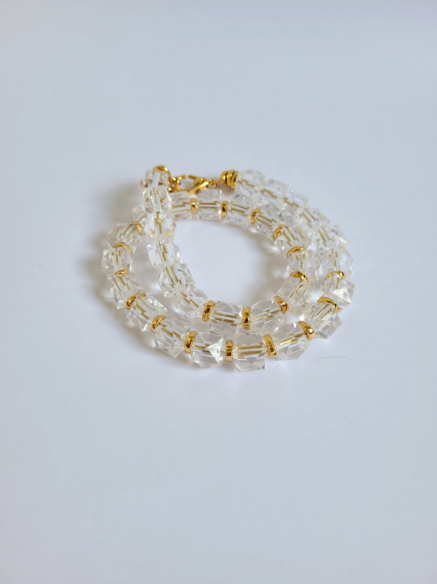 colar lapidado cristal