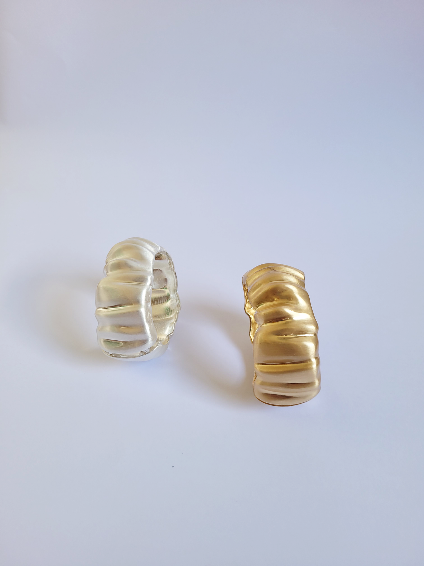 bracelete texturizado escovado prateado