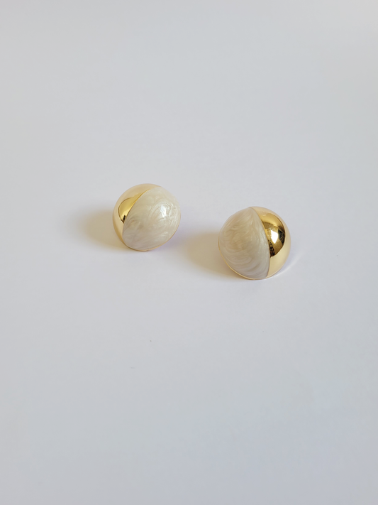 brinco bola maxi meio a meio