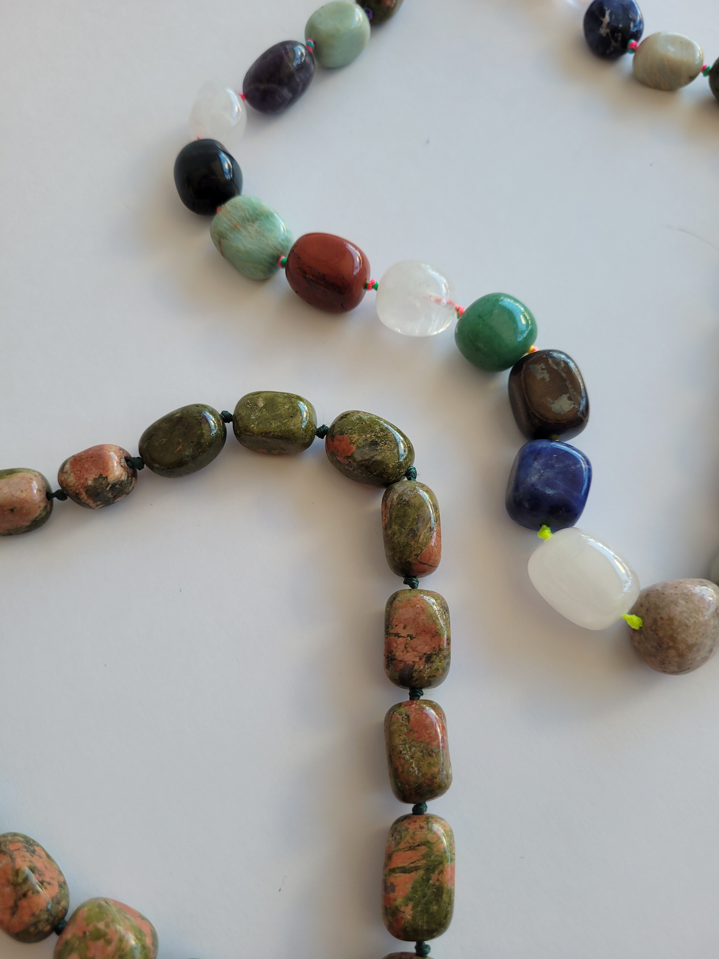 colar pedras melancia bold