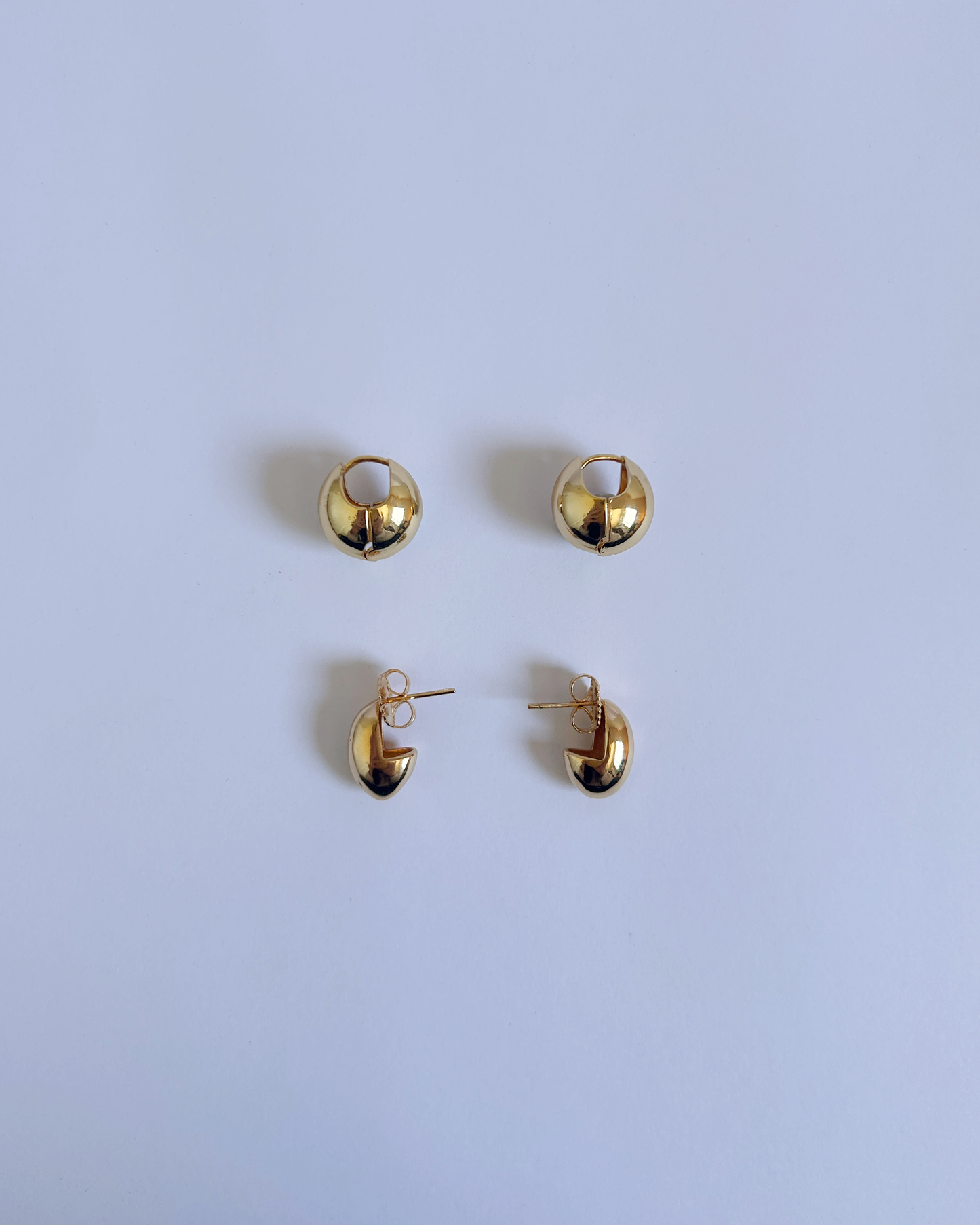 brinco bolinha dourado