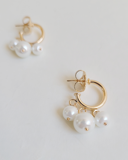 brinco argolinha perolinhas