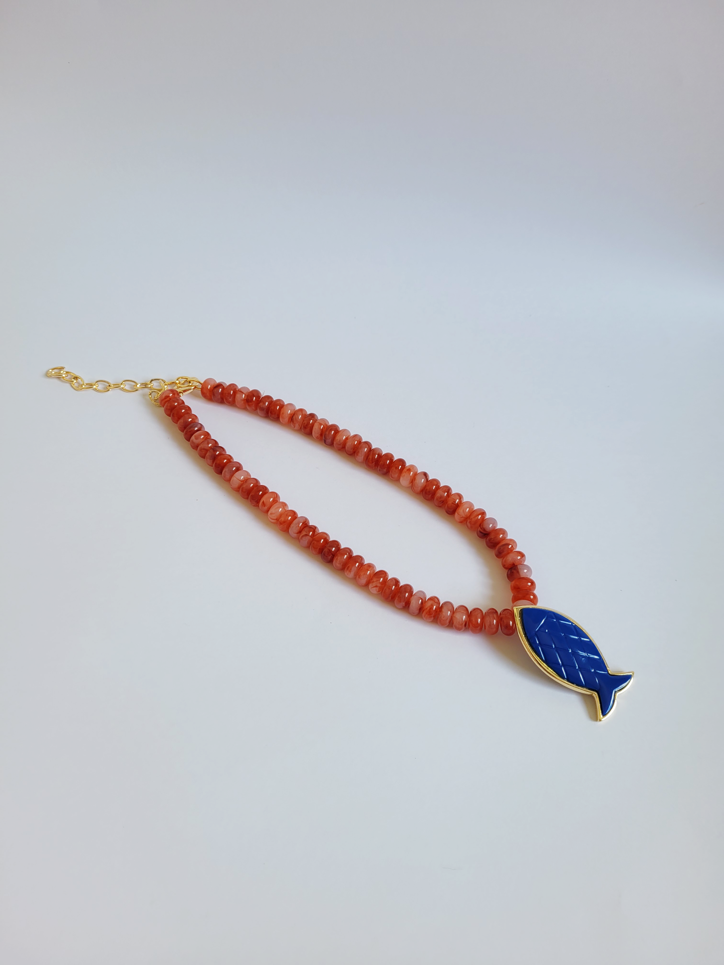 colar peixe azul