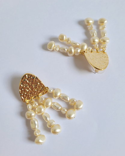 brinco geométrico pérola