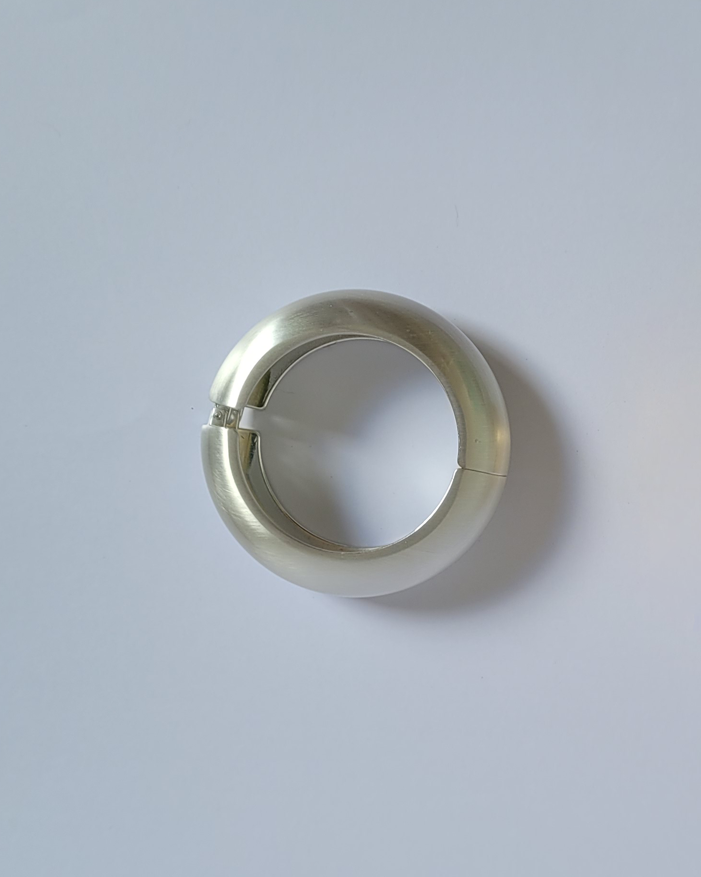 bracelete gordinho escovado prateado