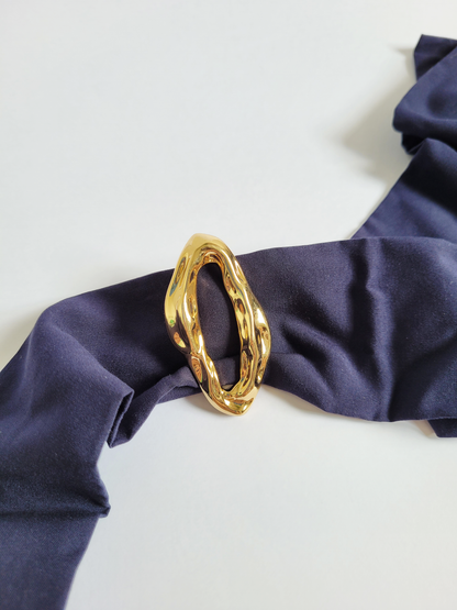 colar lenço orgânico marinho com dourado