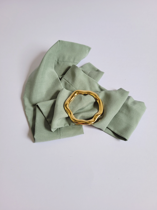 colar lenço redondo verdinho com dourado