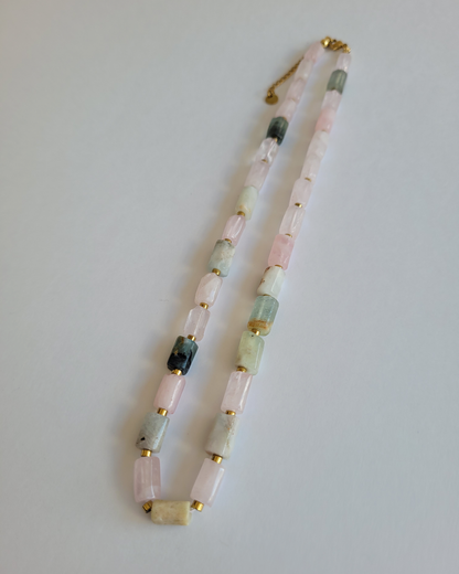 colar pedras baguete rosé
