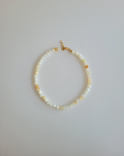 colar esferas jade amarela