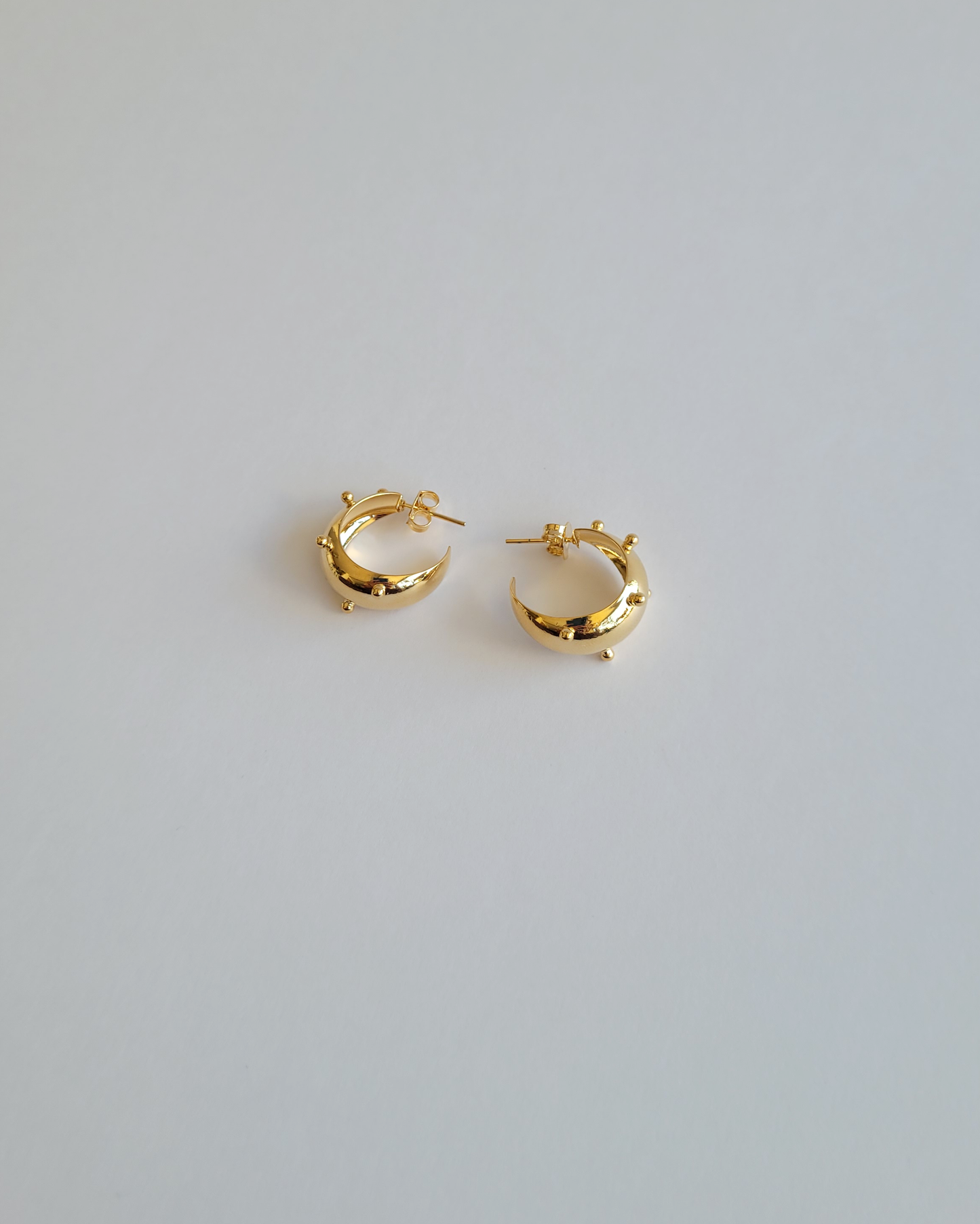 brinco argolinha spikes