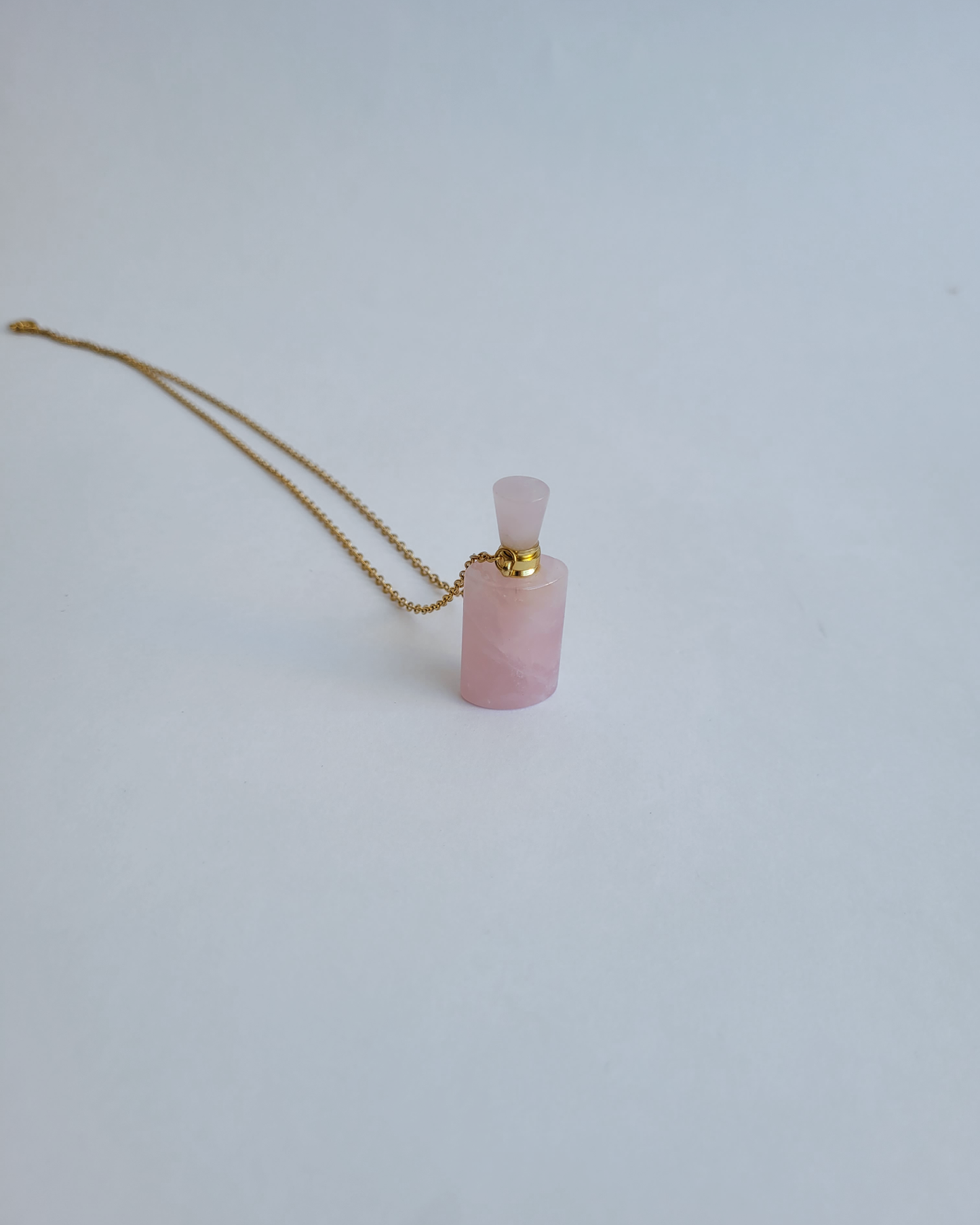colar porta-cheiro rosé slim