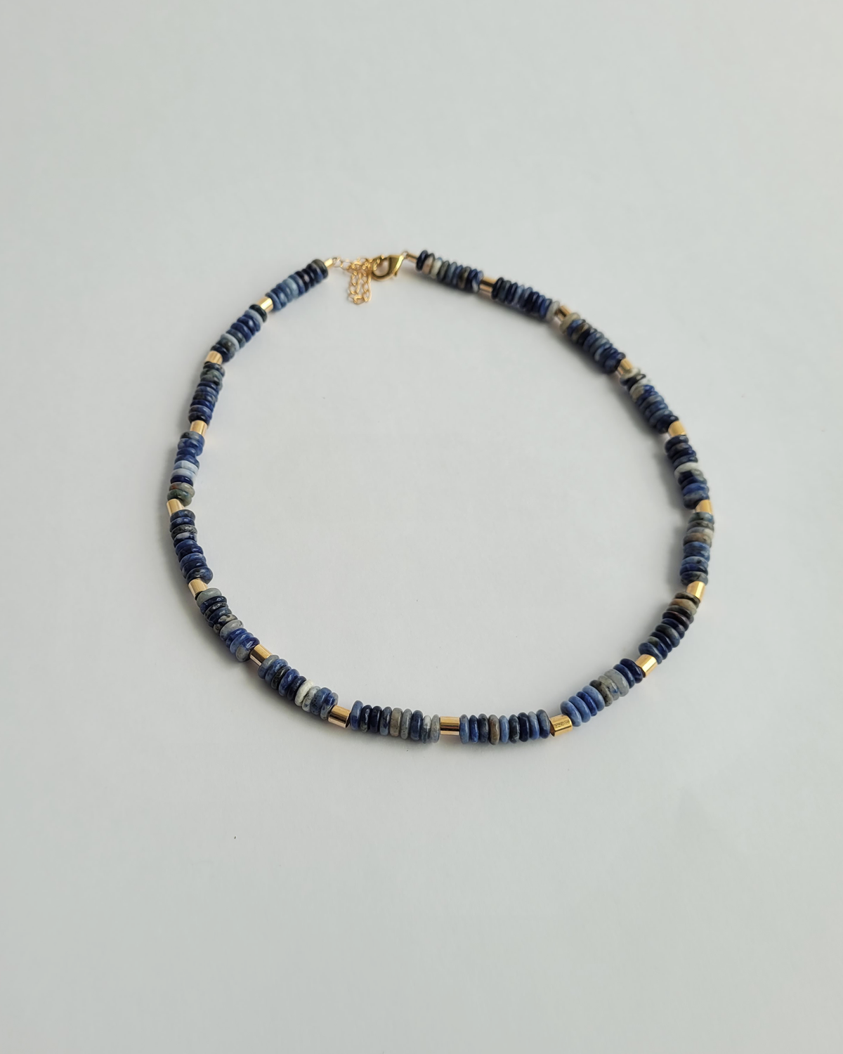 colar pedras achatadas azul