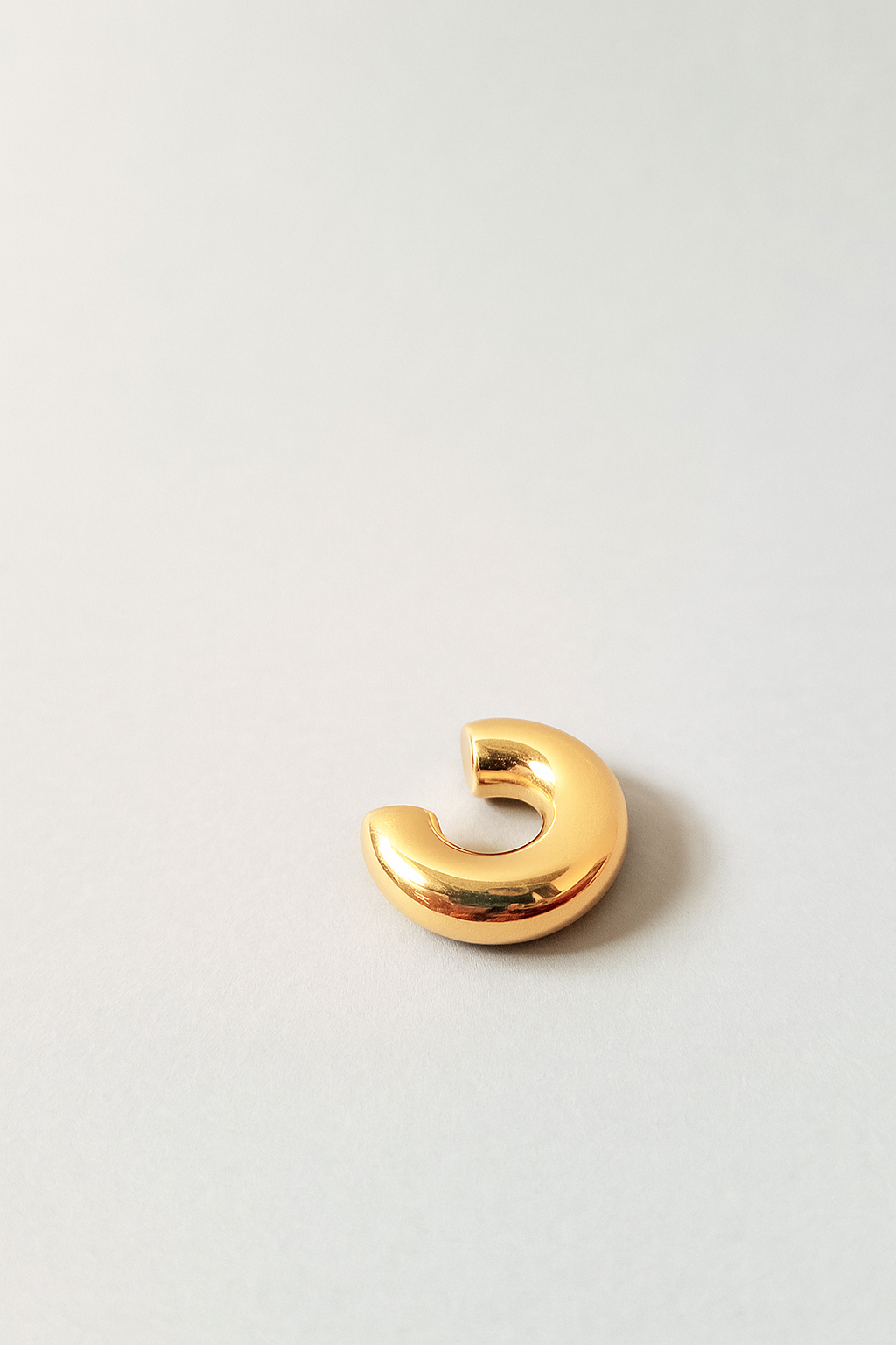 earcuff dourada bold