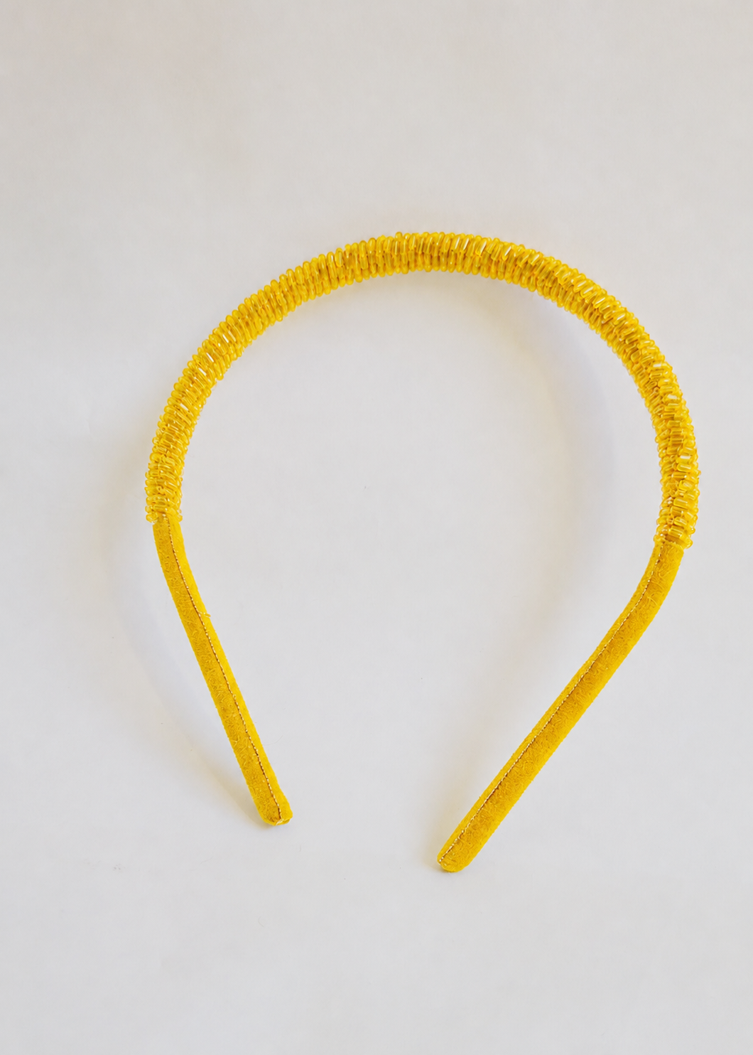 arco bordado fino amarelo