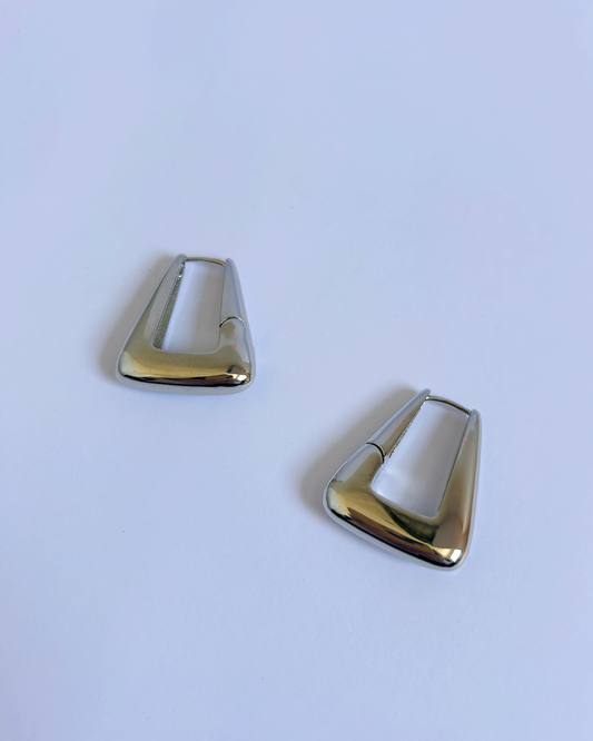 argola quadrada prata