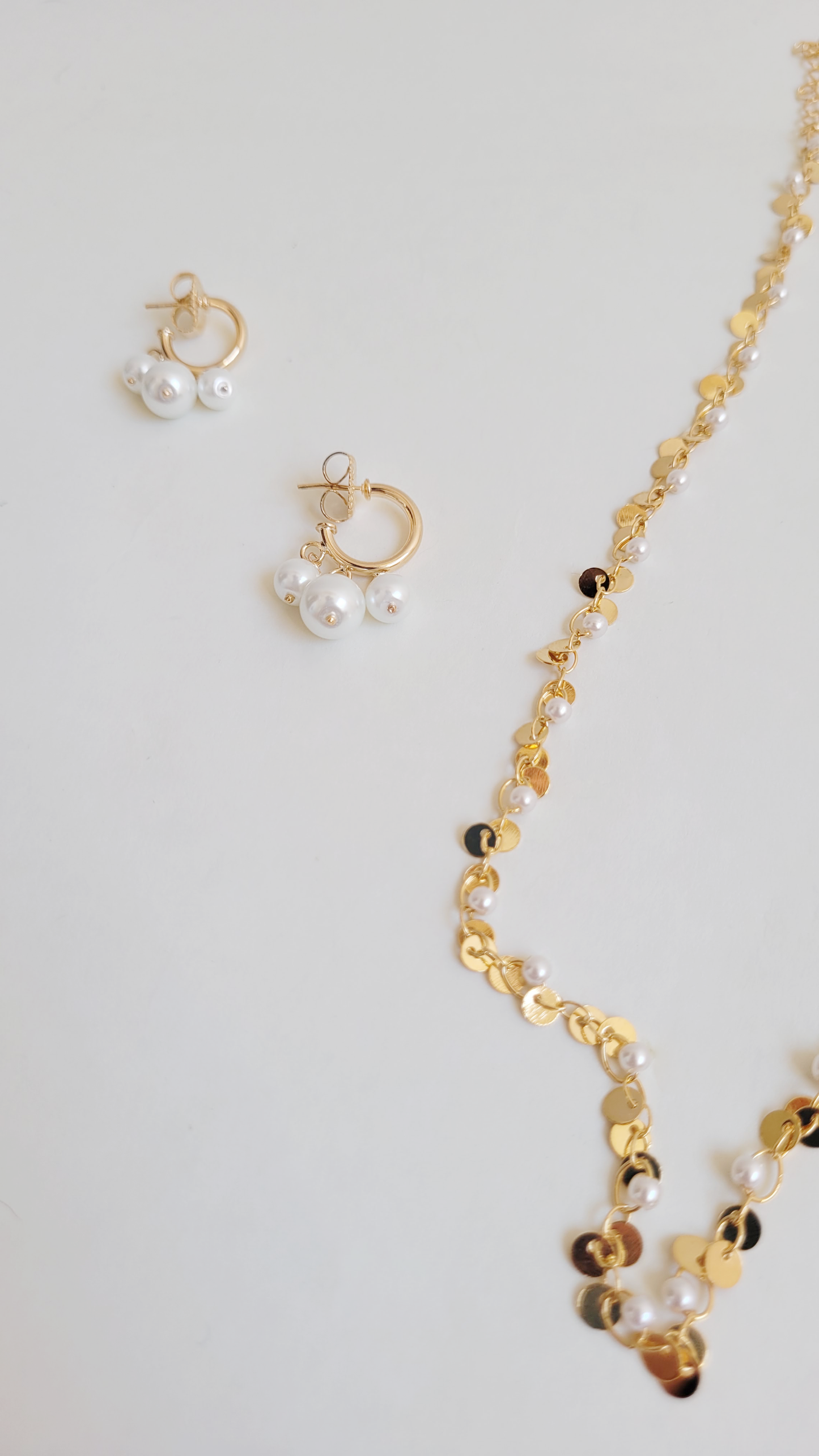 brinco argolinha perolinhas