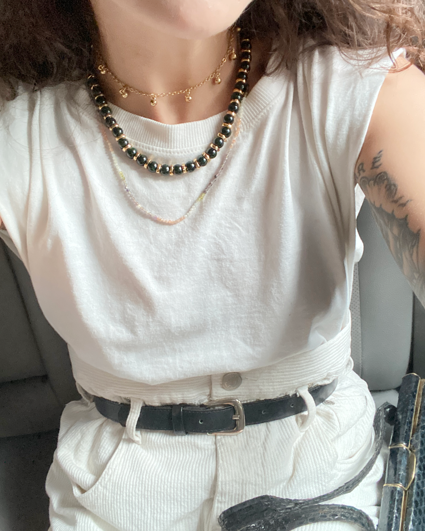 colar pedras naturais preto