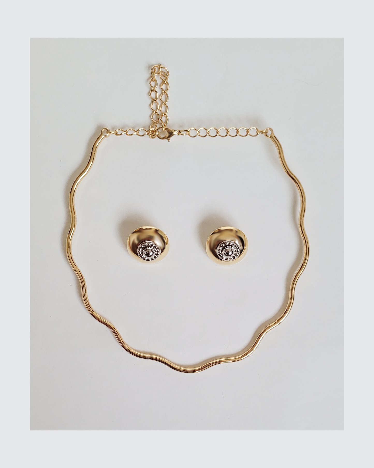 colar ondas basic dourado